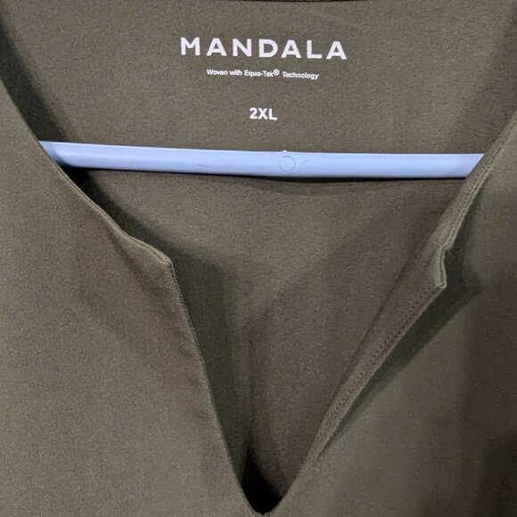 Mandala Scrub Top 2XL - Picture 4 of 4